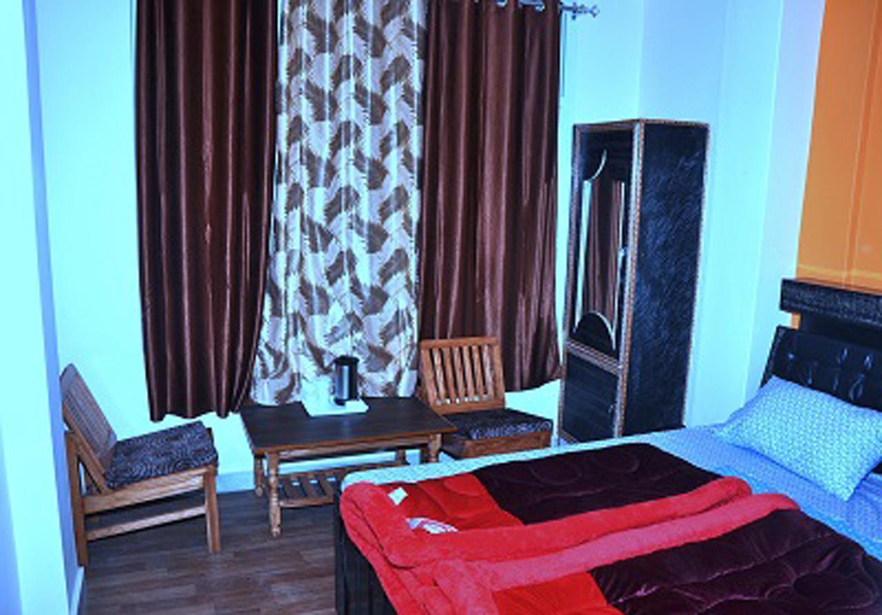Hotel Mansarovar Banjar Экстерьер фото